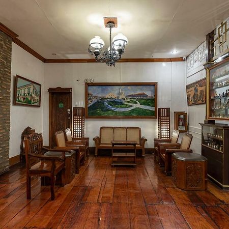 Zen Rooms Grandpa'S Inn ビガン エクステリア 写真