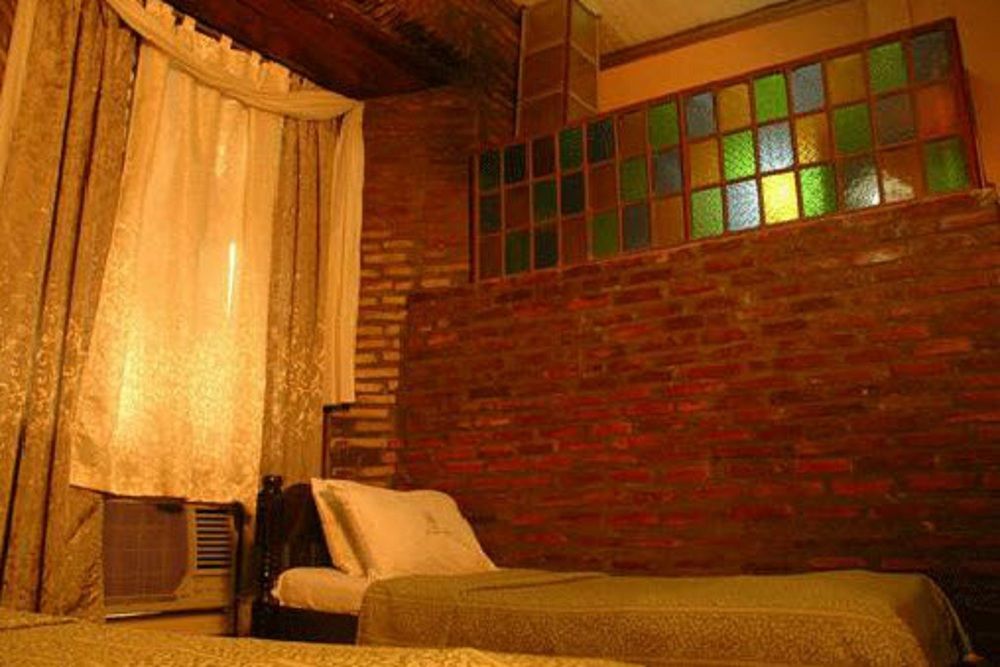 Zen Rooms Grandpa'S Inn ビガン エクステリア 写真