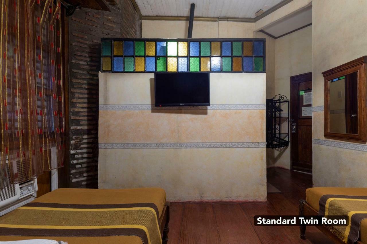 Zen Rooms Grandpa'S Inn ビガン エクステリア 写真